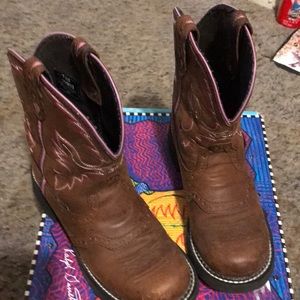 Justin boots size 7 1/2 B .  Gypsy collection.